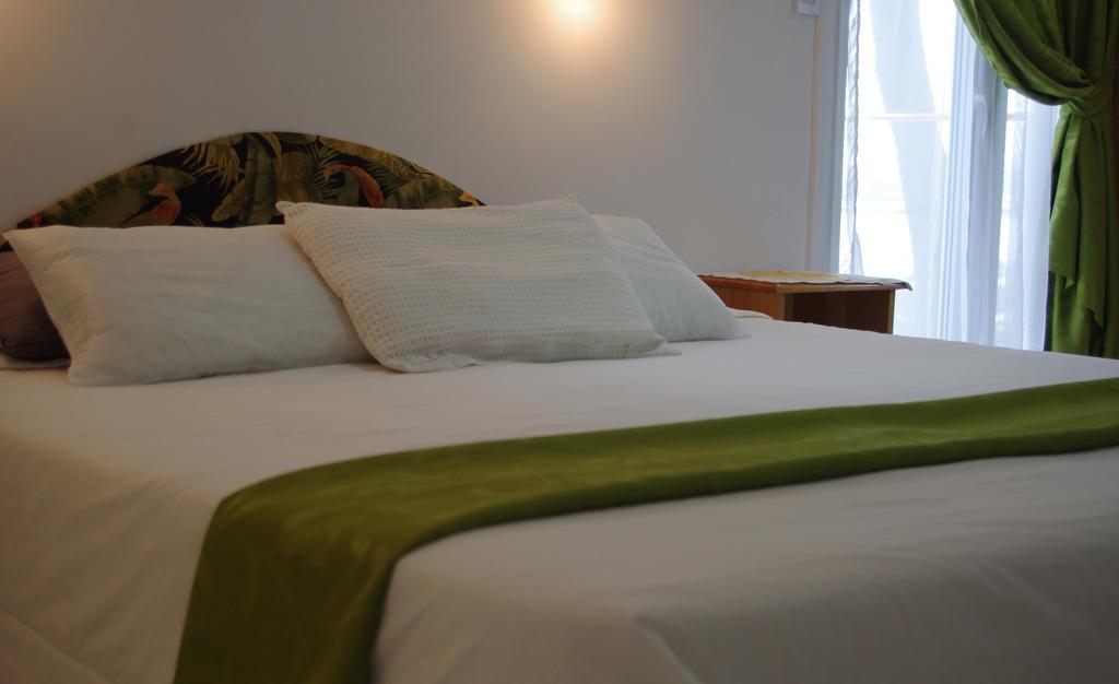 אושואיה Familia Piatti B&B - Suites מראה חיצוני תמונה